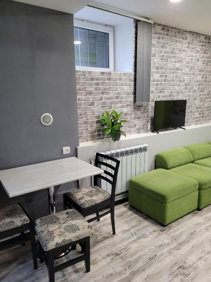 Дом 33 Возле Клиники Астхик Villa Ереван Екстериор снимка