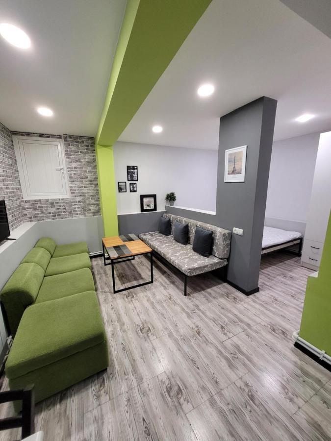 Дом 33 Возле Клиники Астхик Villa Ереван Екстериор снимка