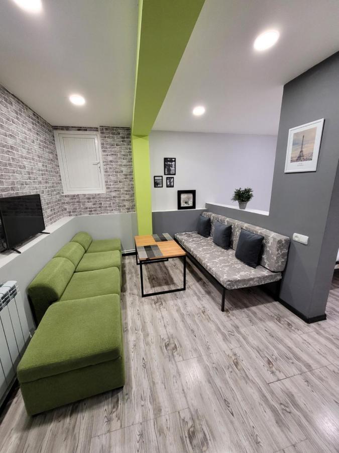 Дом 33 Возле Клиники Астхик Villa Ереван Екстериор снимка