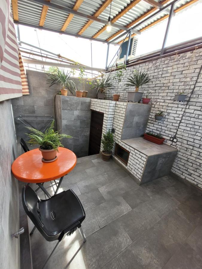 Дом 33 Возле Клиники Астхик Villa Ереван Екстериор снимка